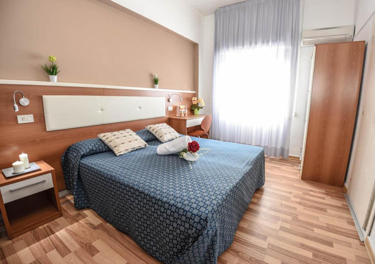 Miramare Inn Hotel Marotta Exterior photo
