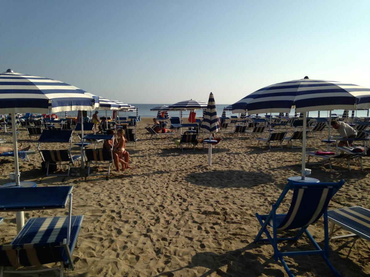 Miramare Inn Hotel Marotta Exterior photo